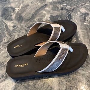 🩴Coach Flip Flops🩴